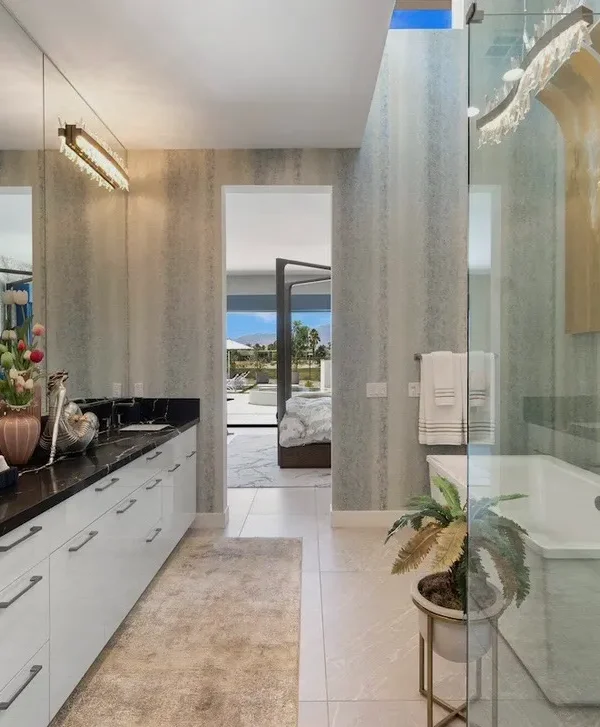 Luxury Innterior Designer in Palm Desert